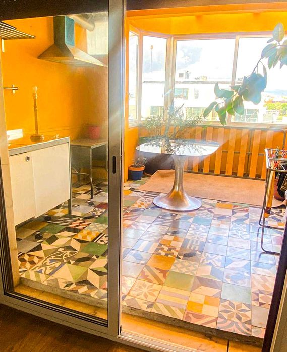 Quarto em zona de prestigio - Campo Grande/Alvalade