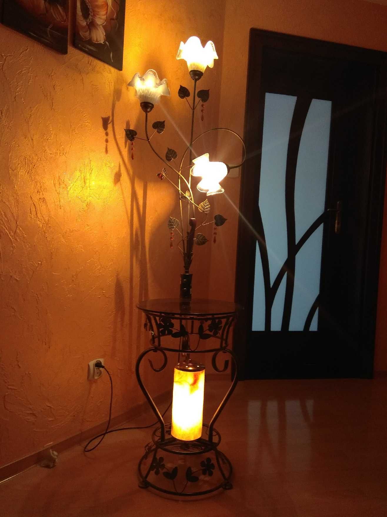 Lampa pokojowa salonowa