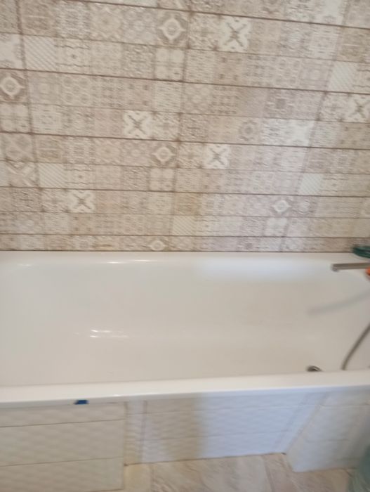 Продам шикарный дом на голубом озере Елизаветовка/Каменское