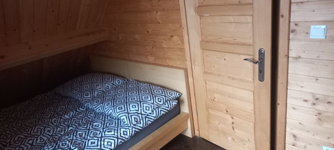 Domek całoroczny nad jeziorem