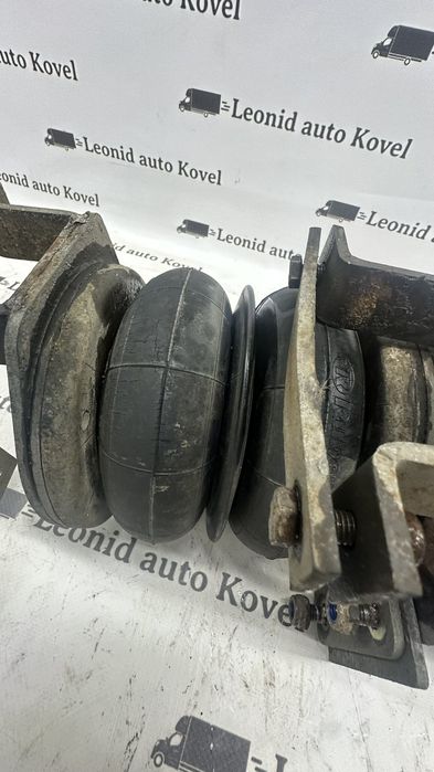 Задні пневмоподушки на Renault Master