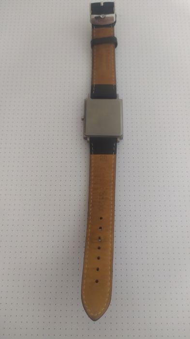 Часы ROMANSON titanium.