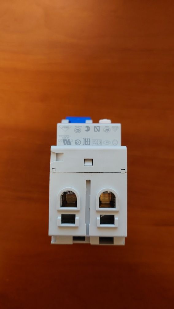 Селективний ПЗВ (УЗО) ABB F202 A S-63/0,3 2CSF202201R3630