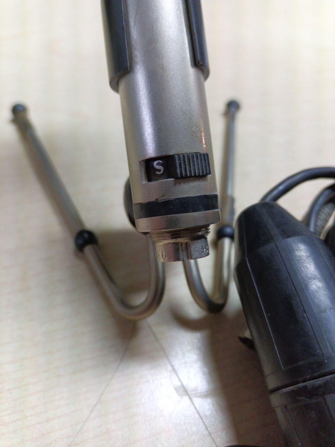 Mikrofon estradowy Tonsil MDU 29
