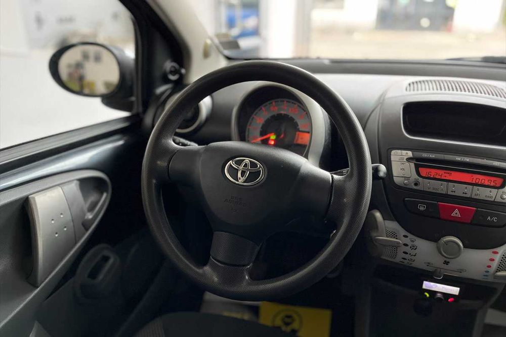 Toyota Aygo 2011 року