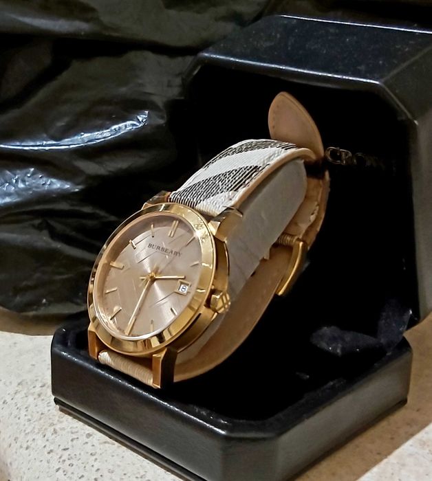 Мужские/женские наручные часы Burberry