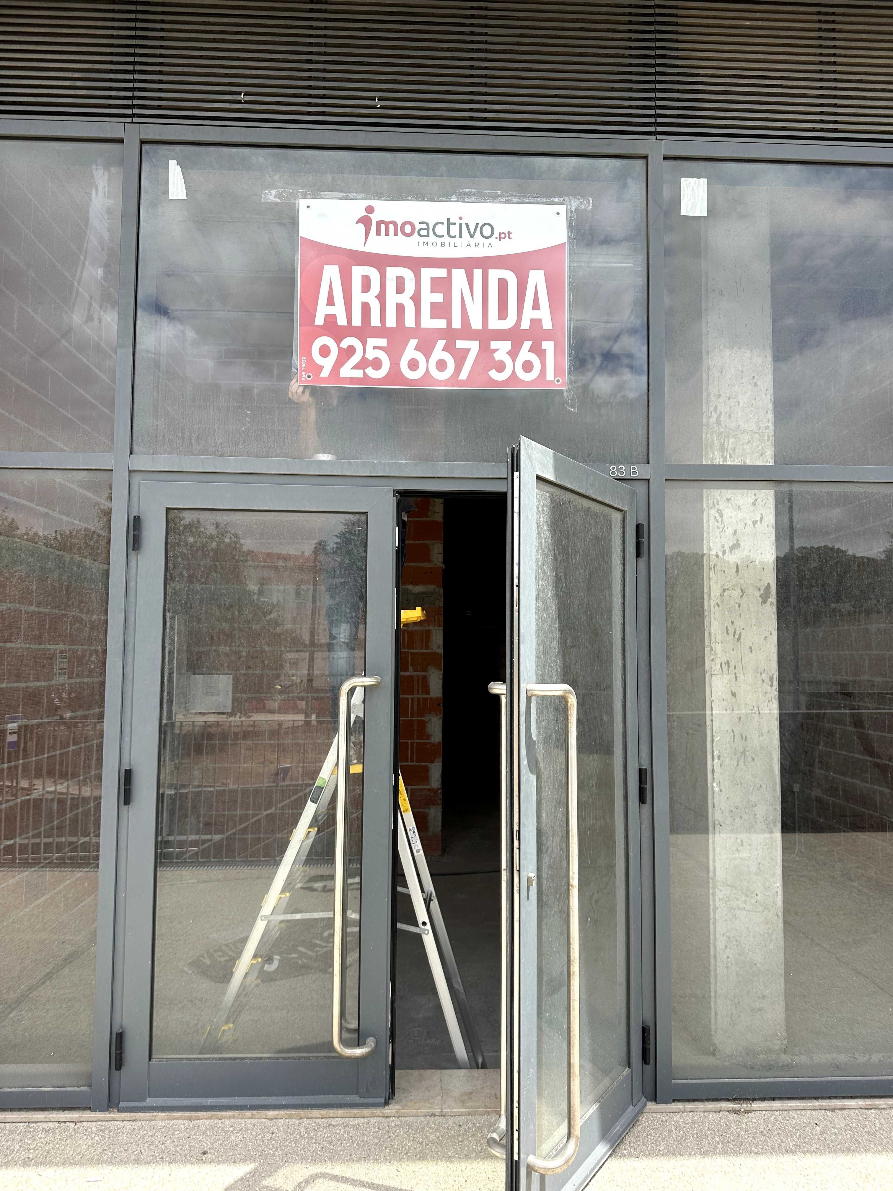 Loja para arrendamento – Sacavém