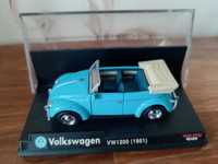 Машинка металлическая Volkswagen VW1200 1951 года. 1:43.