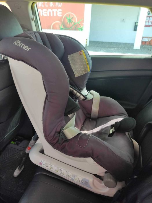 Cadeira auto Britax Römer Max-Fix II Rear Facing até 4 anos
A