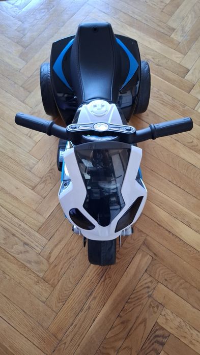 BMW   motocykl  elektroniczny na akumulatory