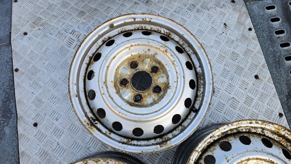 Felgi/Felga Mazda 16" 5x114,3