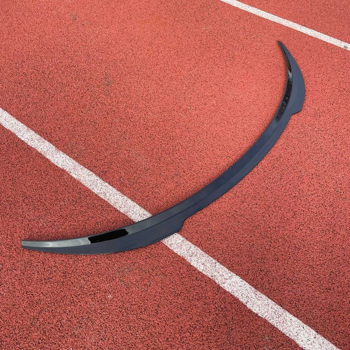 Спойлер Tesla Model 3 накладка багажника сплиттер диффузор сплітер