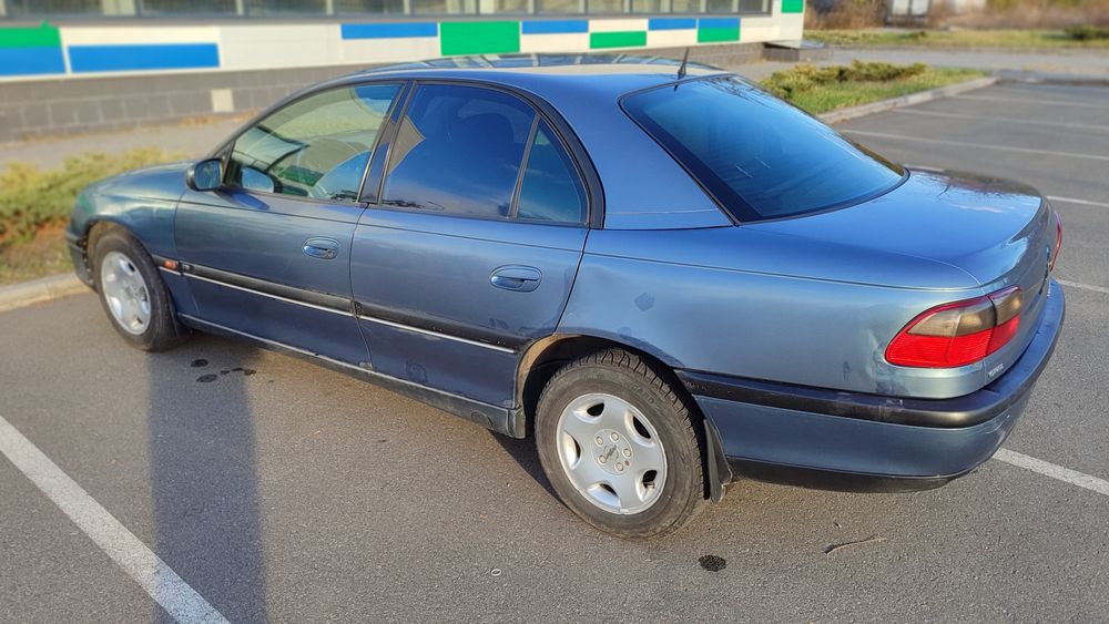Продам автомобіль,Опель омега б 1999