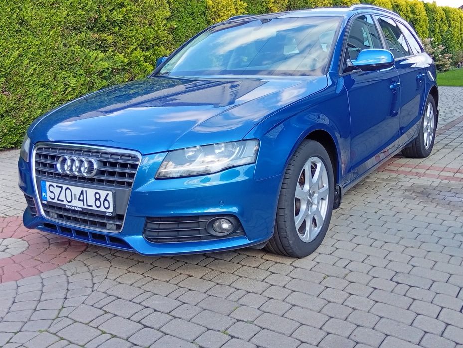 Audi A4 b8 2.0 TDI  2010r