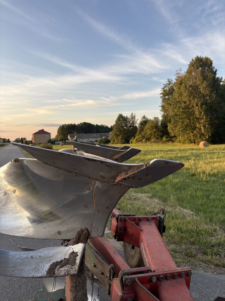 Pług kverneland 3 skibowy obracany
