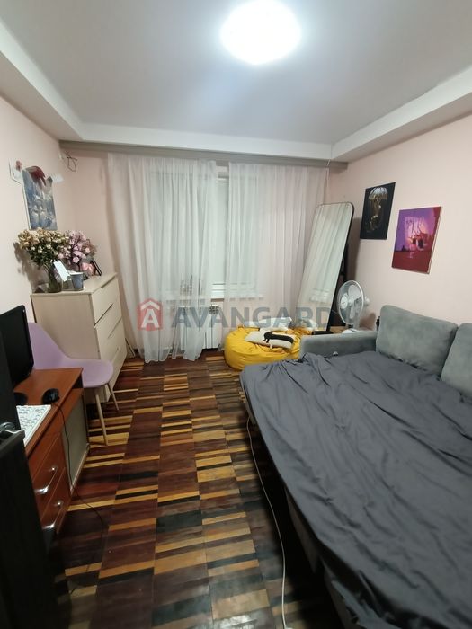 У продажу 2-шка на Космосі ціна подарунок!