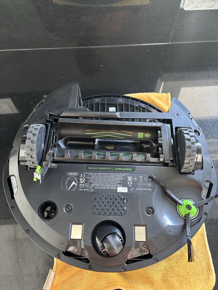 Roomba Aspirador i7+ iRobot