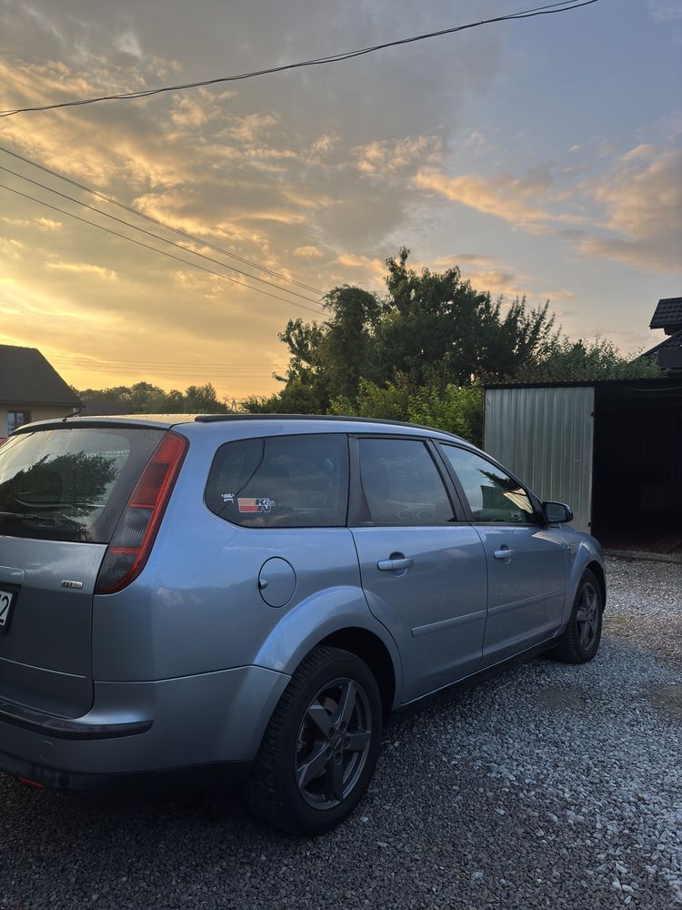 Ford Focus MK2 GHIA Kombi 1.8TDCI