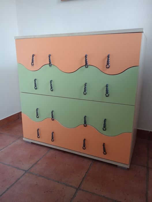 Do sprzedania komoda szer.82 wys.80 gł.42