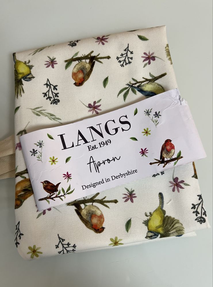 Новий фартух, фірми Langs