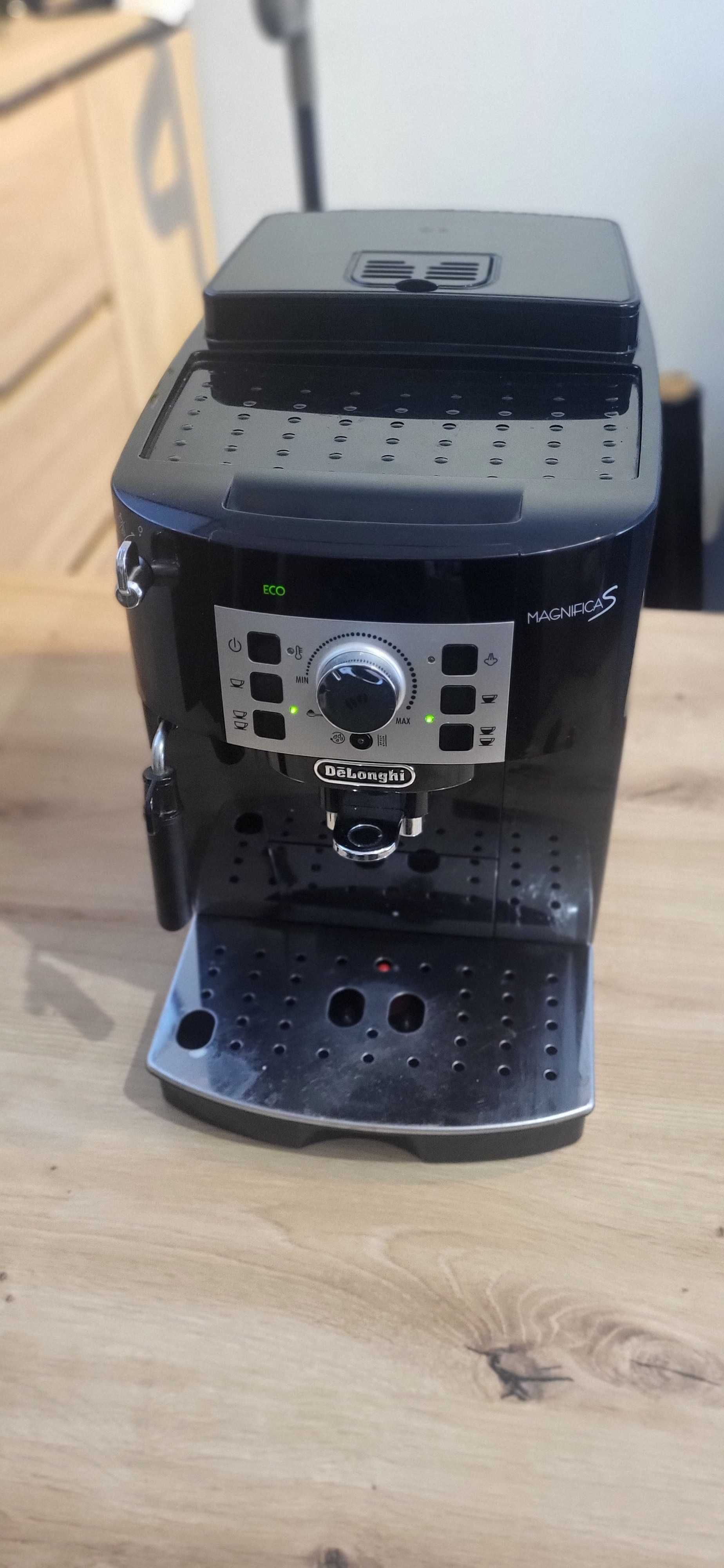 DeLonghi Magnifica S ECAM22.115.B