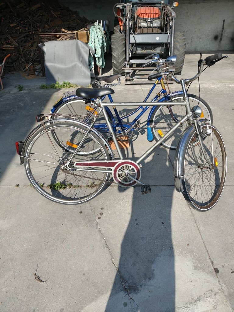 2 bicicletas pasteleira