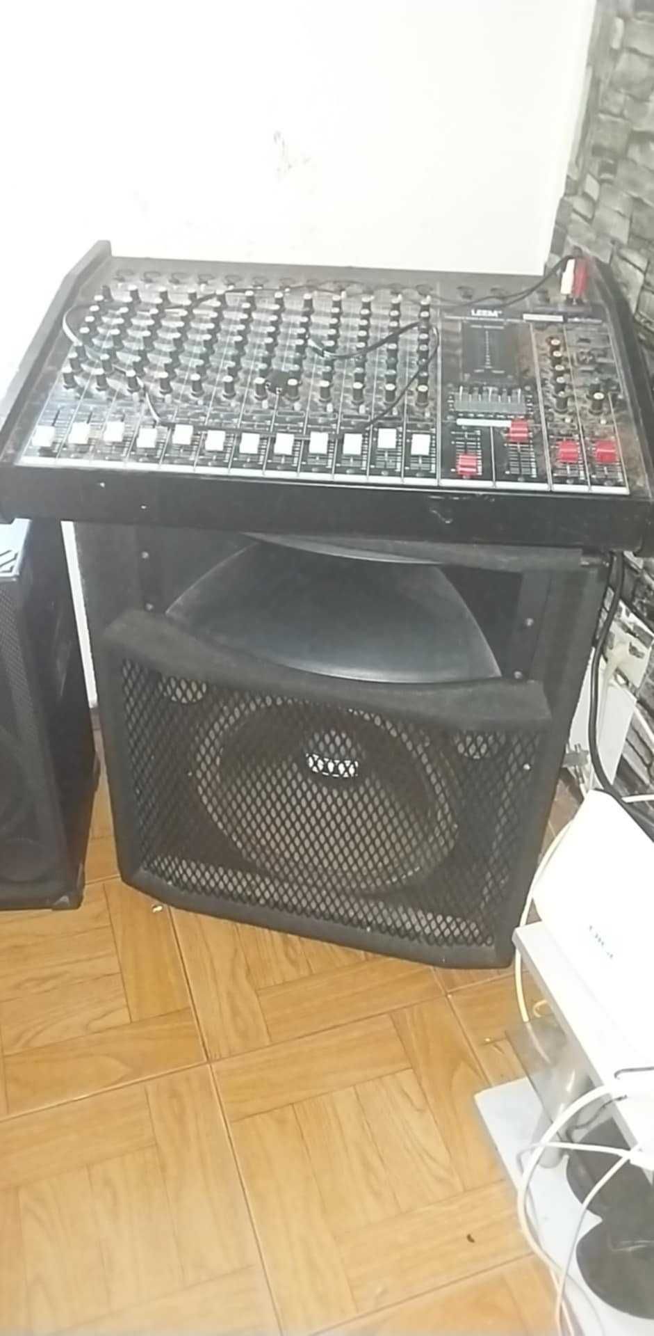 Colunas de Sim e amplificadores