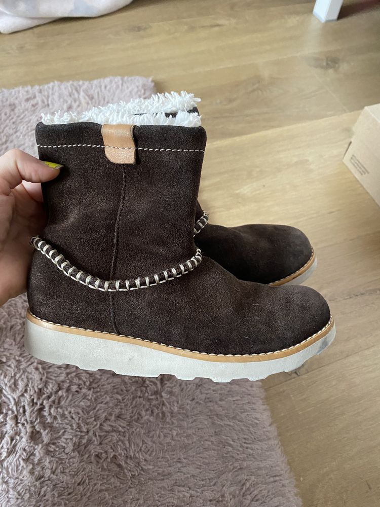 Ocieplane kozaczki , botki Clarks 29,5 eu