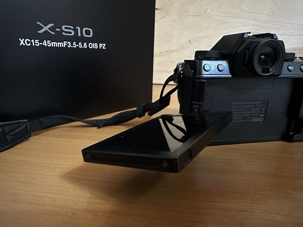 Фотоаппарат Fujifilm xs 10 + объектив 15-45mm цена договорная