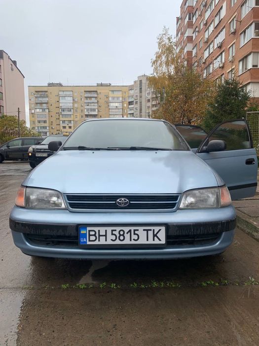 Toyota carina e 2.0 бензин
