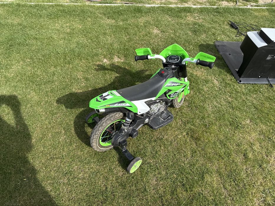 Motorek na akumulator, niesprawny