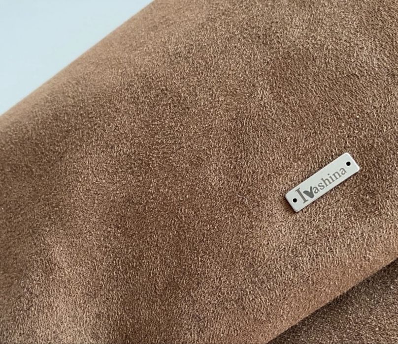 Гравіювання на бірках, жетонах, шкірі, металі, запальниці, прикрасах