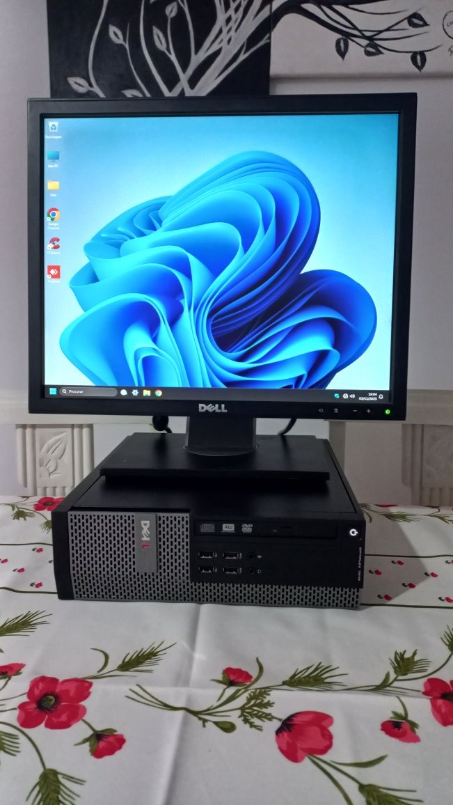 Dell Optiplex 7010+monitor