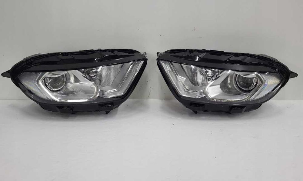 Фара левая правая Ford EcoSport II MK2 ксенон led лед галоген рест USA