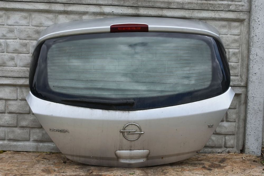 KLAPA BAGAŻNIKA OPEL CORSA D