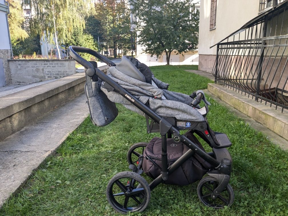 Дитяча коляска  б/в