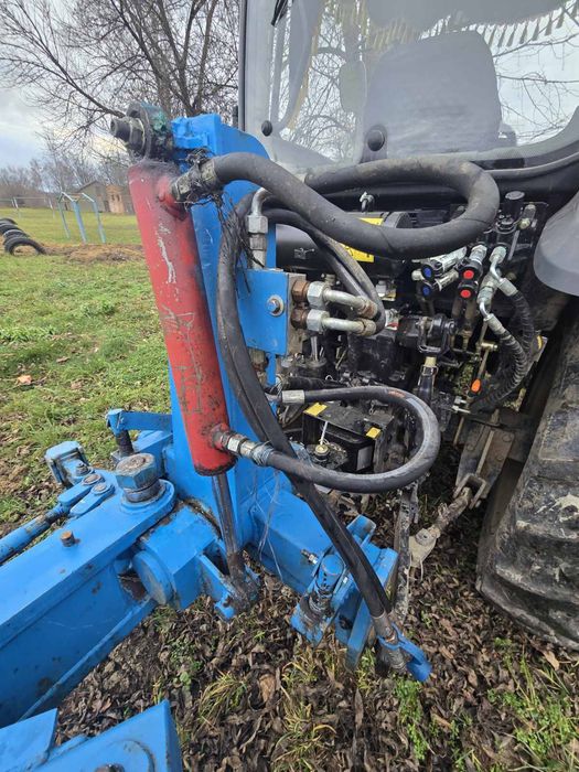 Продам оборотний плуг