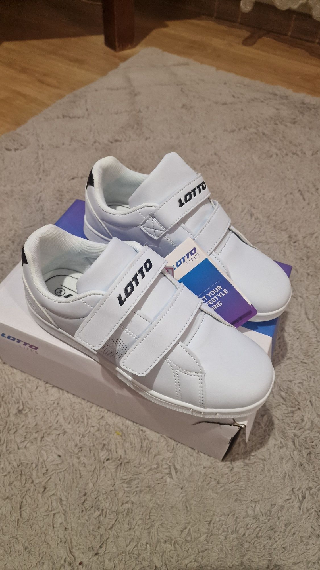 Buty Lotto Białe r. 34