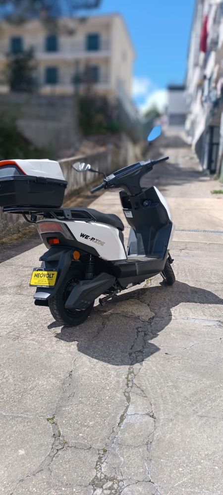Scooter Elétrica NEOVOLT WE-RIDE 60V 250W
