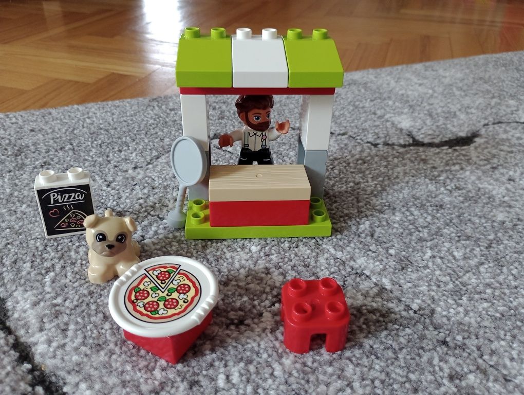 LEGO Duplo stoisko z pizza 10927