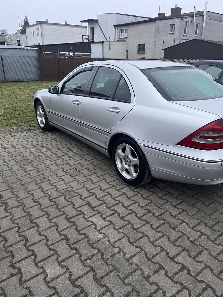 Sprzedam mercedesa