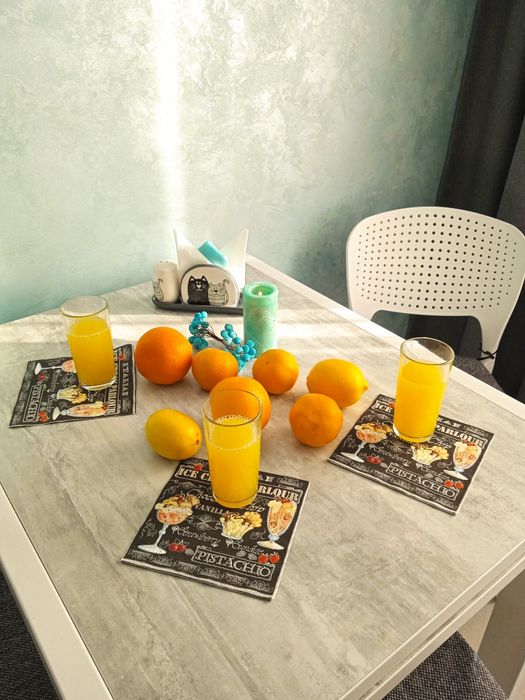 Подобово СУЧАСНІ 2- кімн. нові стильні апартаменти