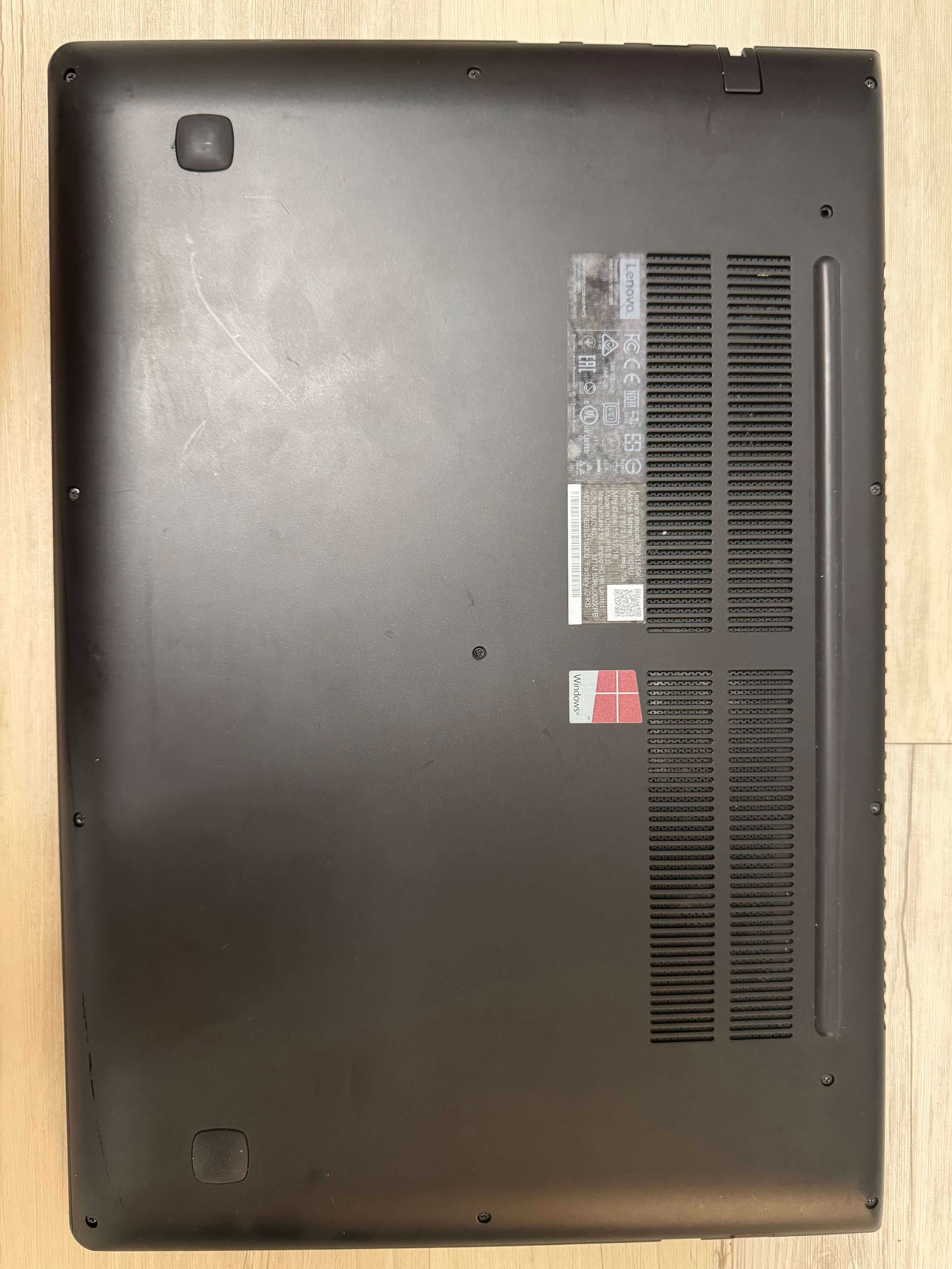 Laptop Lenovo ideapad 700-15ISK i5-6300HQ 8GB RAM 15.6 Cali