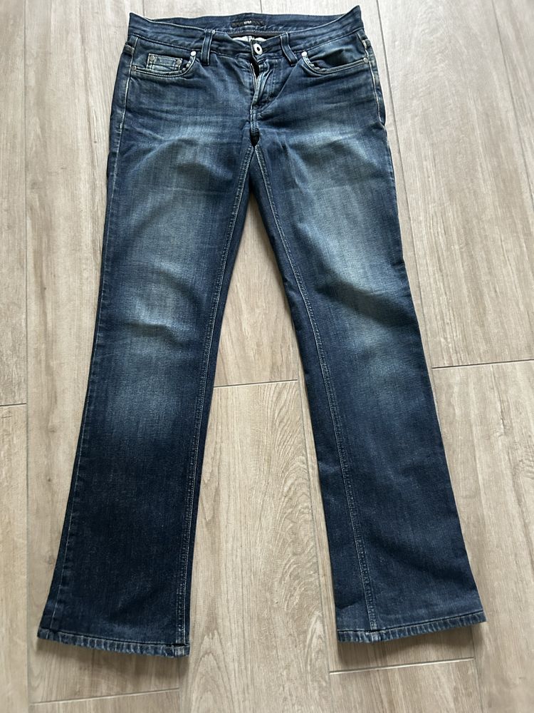 Sprzedam spodnie Hugo Boss typu dzwony