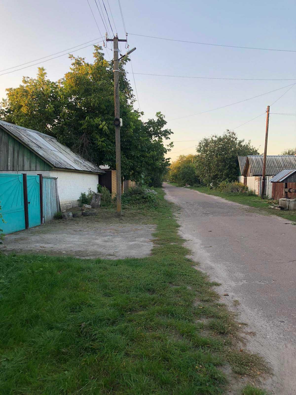 КОТТЕДЖ в пригороде возле р.ДЕСНА  Село Колычевка.