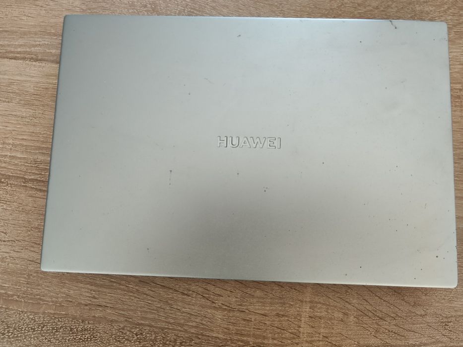 Huawei Matebook D14/AMD-Radeon/8 RAM/80 GB