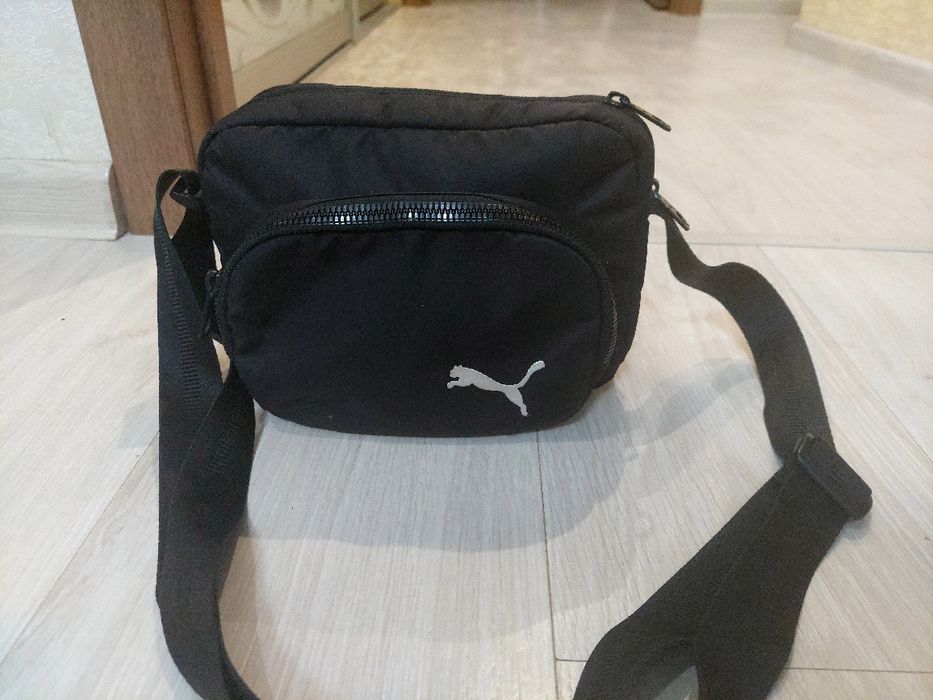 Сумка Puma. Оригiнал. В хорошом станi