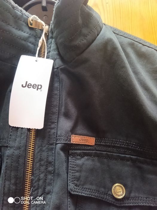 Зимова чоловіча куртка Jeep