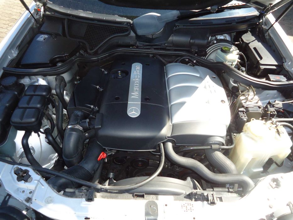 Mercedes E 220 cdi 143cv de 2001 só ás peças