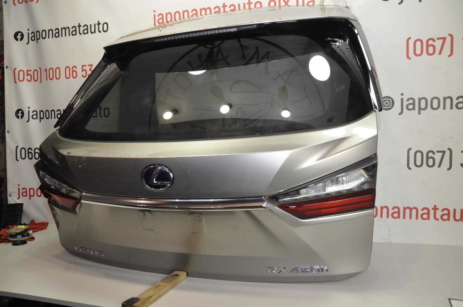 Ляда кришка багажника Lexus RX AL20 2015-.. Ідеальний стан рідна фарба